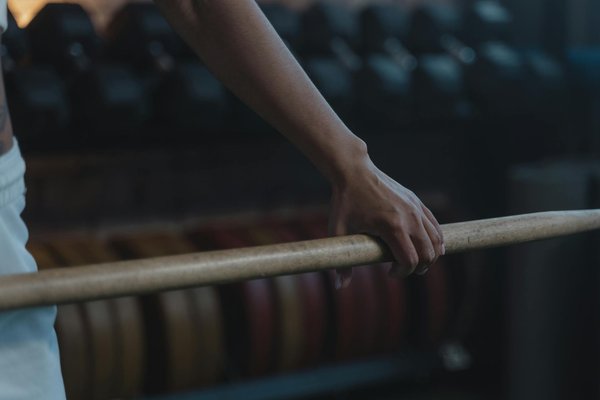 How are UK combat sports adapting to digital fan engagement?